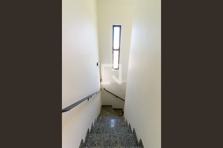 Escada de casa à venda com 3 quartos, 125m² em Vila Lucia, São Paulo