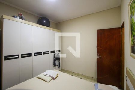 Quarto 1 de casa à venda com 4 quartos, 133m² em Vila Santa Clara, São Paulo