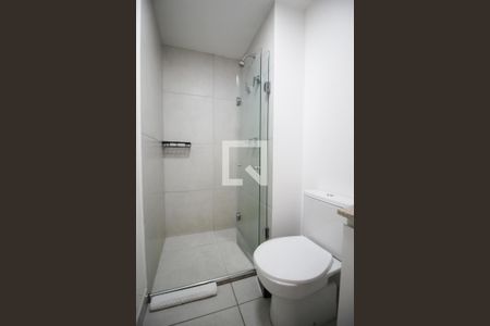 Banheiro de apartamento à venda com 2 quartos, 26m² em Indianópolis, São Paulo