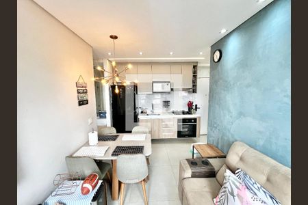 Sala/Cozinha de apartamento à venda com 2 quartos, 37m² em Parada Inglesa, São Paulo