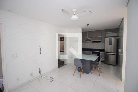 Sala de apartamento à venda com 2 quartos, 63m² em Kennedy, Contagem