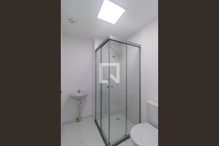 Banheiro de apartamento para alugar com 1 quarto, 24m² em Barra Funda, São Paulo