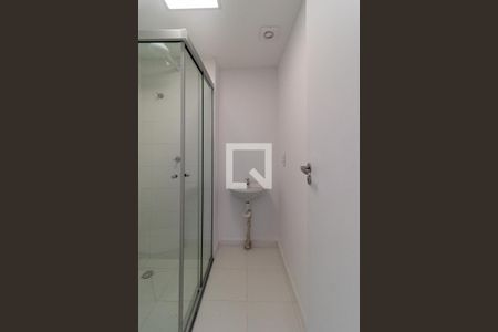 Banheiro de apartamento para alugar com 1 quarto, 24m² em Barra Funda, São Paulo