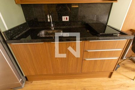 Sala/Cozinha de apartamento para alugar com 1 quarto, 27m² em Centro, Curitiba