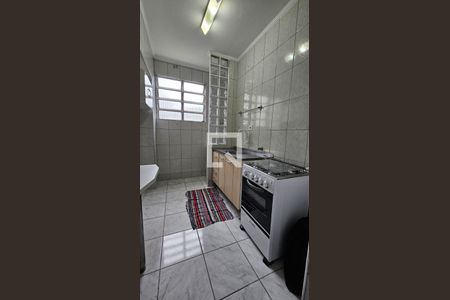 Cozinha de apartamento para alugar com 1 quarto, 48m² em Ponta da Praia, Santos