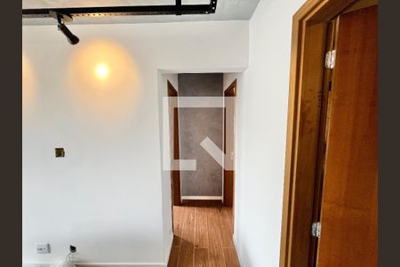 Corredor de apartamento para alugar com 2 quartos, 63m² em Jardim São Paulo, São Paulo