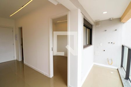 Sala/Cozinha de kitnet/studio para alugar com 1 quarto, 28m² em Jardim das Acacias, São Paulo