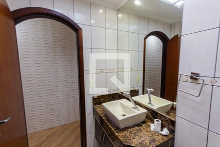Lavabo de casa à venda com 4 quartos, 210m² em Parque Oratório, Santo André