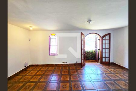 Sala  de casa para alugar com 3 quartos, 226m² em Vila Galvão, Guarulhos
