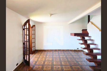 Sala  de casa para alugar com 3 quartos, 226m² em Vila Galvão, Guarulhos