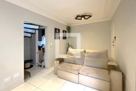 Sala de apartamento à venda com 3 quartos, 110m² em Fernão Dias, Belo Horizonte