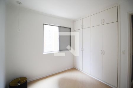 Quarto 1  de apartamento para alugar com 3 quartos, 75m² em Vila Olímpia, São Paulo