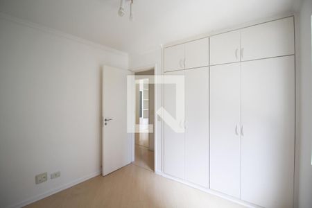 Quarto 2 de apartamento para alugar com 3 quartos, 75m² em Vila Olímpia, São Paulo