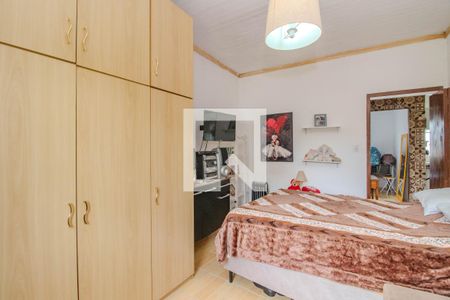 Quarto 2 de casa para alugar com 2 quartos, 155m² em Vila Jardim, Porto Alegre