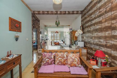 Sala de casa à venda com 2 quartos, 150m² em Vila Jardim, Porto Alegre