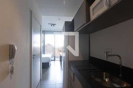 Quarto de kitnet/studio para alugar com 1 quarto, 21m² em Indianópolis, São Paulo