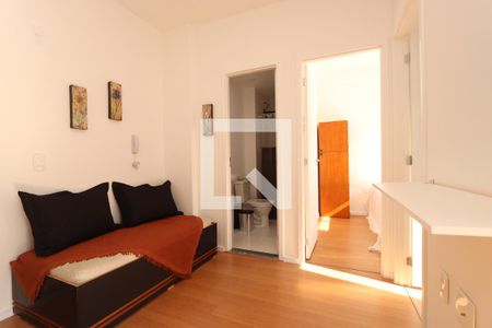 Sala/Cozinha de apartamento para alugar com 2 quartos, 31m² em Jardim Monte Kemel, São Paulo