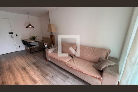 Sala de apartamento para alugar com 2 quartos, 70m² em Recreio dos Bandeirantes, Rio de Janeiro