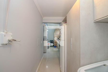 Cozinha e Área de Serviço de casa de condomínio à venda com 3 quartos, 128m² em Jardim Itu, Porto Alegre