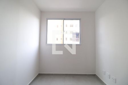 Sala de apartamento para alugar com 2 quartos, 44m² em Jardim Sul, Uberlândia