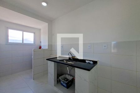 Cozinha de apartamento para alugar com 2 quartos, 70m² em Vila Caiçara, Praia Grande