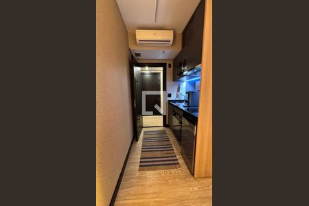 Cozinha de kitnet/studio à venda com 1 quarto, 57m² em Alphaville Industrial, Barueri