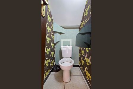 Lavabo de casa de condomínio para alugar com 3 quartos, 100m² em Cidade Dutra, São Paulo