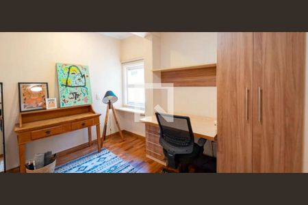 Foto 14 de casa à venda com 3 quartos, 300m² em Santo Amaro, São Paulo