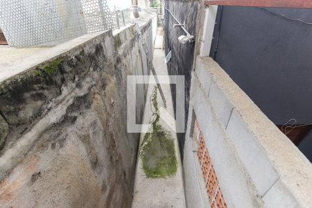 Corredor Externo de casa de condomínio à venda com 2 quartos, 71m² em Vila Carmosina, São Paulo
