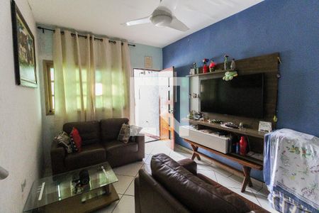 Sala de casa de condomínio à venda com 2 quartos, 71m² em Vila Carmosina, São Paulo