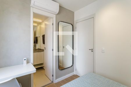 Suíte de apartamento para alugar com 1 quarto, 30m² em Vila Olímpia, São Paulo