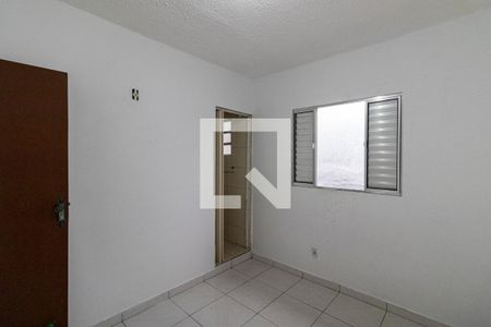 Suíte 1 de casa para alugar com 2 quartos, 100m² em Vila Verde, São Paulo