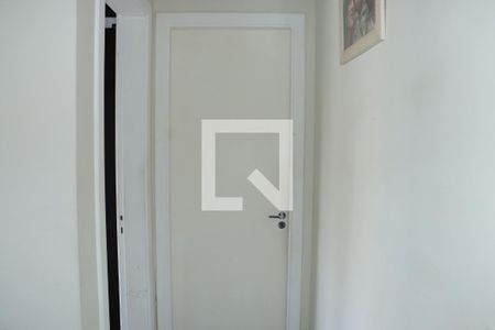 Corredor de apartamento para alugar com 2 quartos, 64m² em Jardim Monte Santo, Cotia