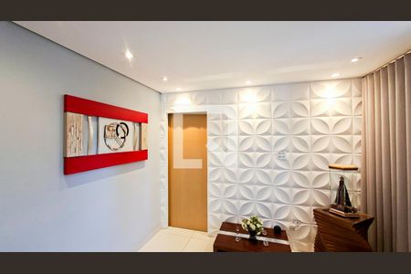 Sala de apartamento à venda com 3 quartos, 82m² em Sagrada Família, Belo Horizonte