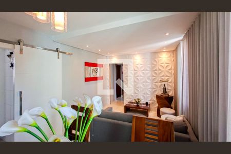 Sala de apartamento à venda com 3 quartos, 82m² em Sagrada Família, Belo Horizonte
