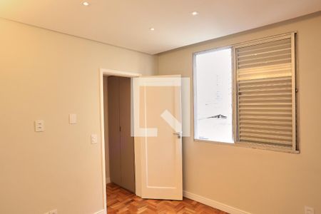 Suíte de apartamento à venda com 3 quartos, 90m² em Santo Antônio, Belo Horizonte