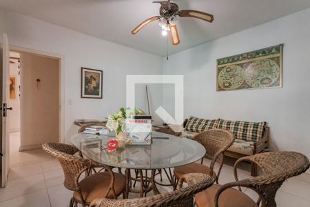 Sala de casa à venda com 3 quartos, 136m² em Petrópolis, Porto Alegre