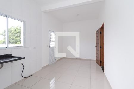 Sala/Cozinha de apartamento para alugar com 1 quarto, 60m² em Cidade Líder, São Paulo