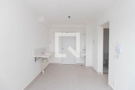 Sala/Cozinha de apartamento para alugar com 2 quartos, 32m² em Parque Novo Mundo, São Paulo