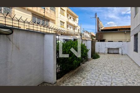 Hall de entrada de apartamento à venda com 2 quartos, 60m² em Lagoinha, Belo Horizonte