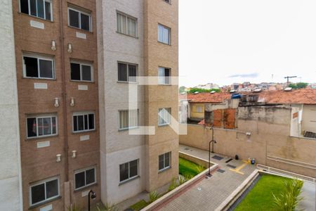 Vista Sala de apartamento à venda com 2 quartos, 45m² em Vila Baby, São Paulo