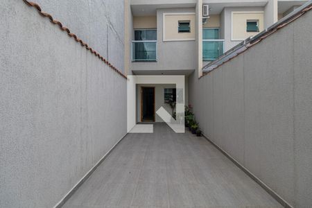 Garagem de casa à venda com 2 quartos, 80m² em Jardim Fernandes, São Paulo