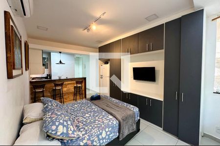 Sala/Quarto de apartamento à venda com 1 quarto, 28m² em Centro, Rio de Janeiro