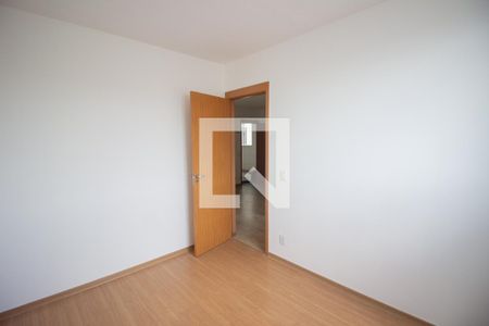 Quarto 2 de apartamento para alugar com 2 quartos, 45m² em Chácaras Reunidas Santa Terezinha, Contagem