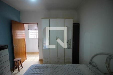 Quarto 2 de casa para alugar com 3 quartos, 180m² em Jardim Astro, Sorocaba