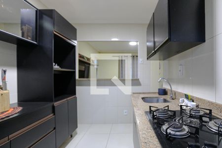 Cozinha de apartamento para alugar com 2 quartos, 48m² em Conjunto Residencial do Bosque, Mogi das Cruzes