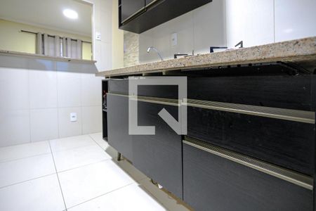 Cozinha de apartamento para alugar com 2 quartos, 48m² em Conjunto Residencial do Bosque, Mogi das Cruzes