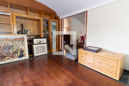 Sala de casa à venda com 4 quartos, 550m² em Butantã, São Paulo