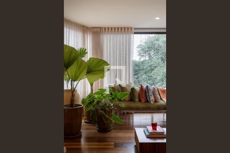 Apartamento à venda com 3 quartos, 271m² em Moema, São Paulo