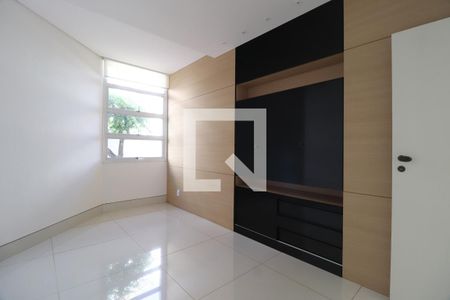 Quarto 1 de casa para alugar com 4 quartos, 240m² em Jardim Karaíba, Uberlândia